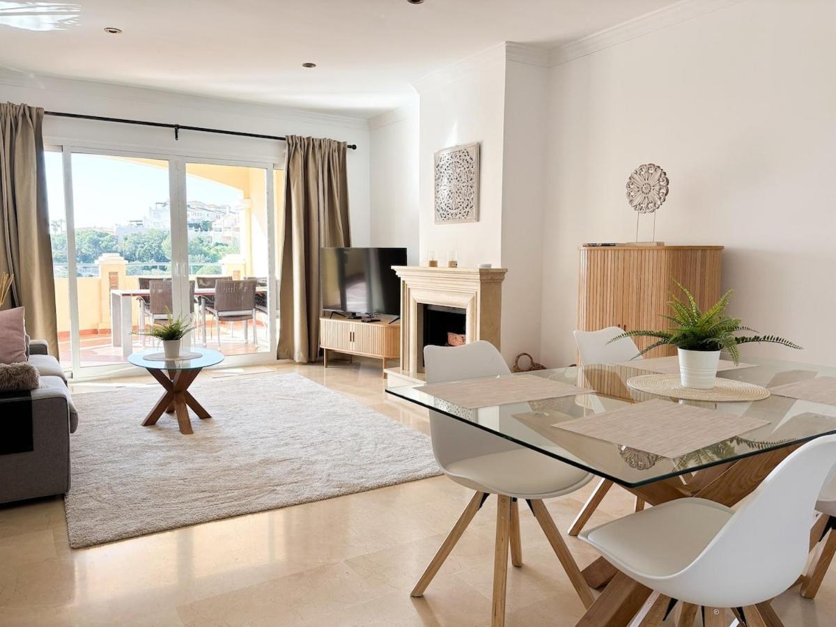 Apartamento Stunning Near Golf Courses Perfect For Relaxation! Marbella